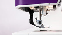 Load image into Gallery viewer, PFAFF EXPRESSION 710 SEWING & QUILTING MACHINE